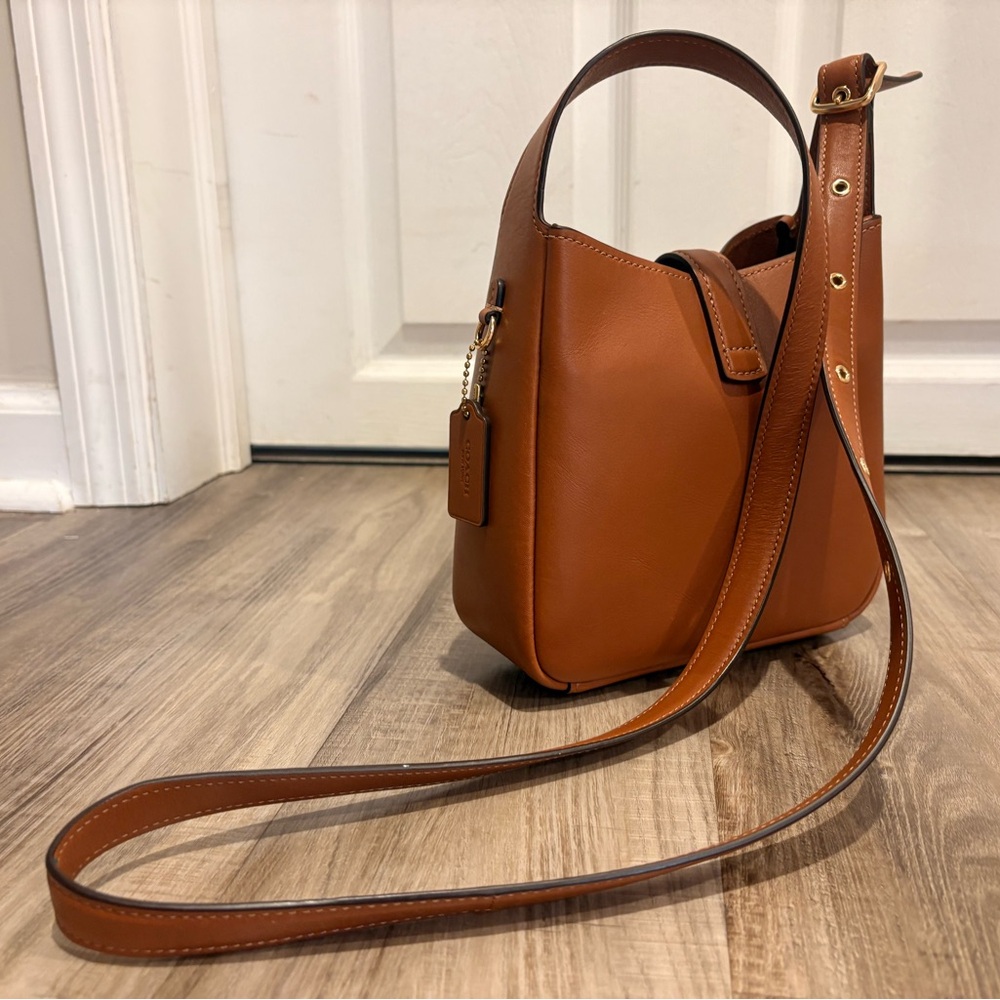 Coach Hadley Mini Crossbody Bag NWOT - Picture 7 of 7